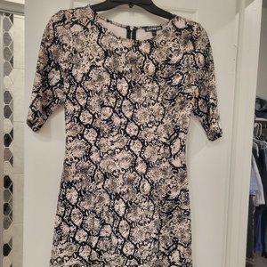 Express mid-length sleeve dress with flare, size 4